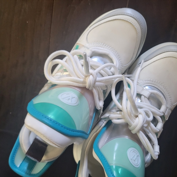 Auth louis vuitton archlight sneakers - Picture 9 of 15